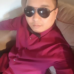 Meet your Posher, Bobby